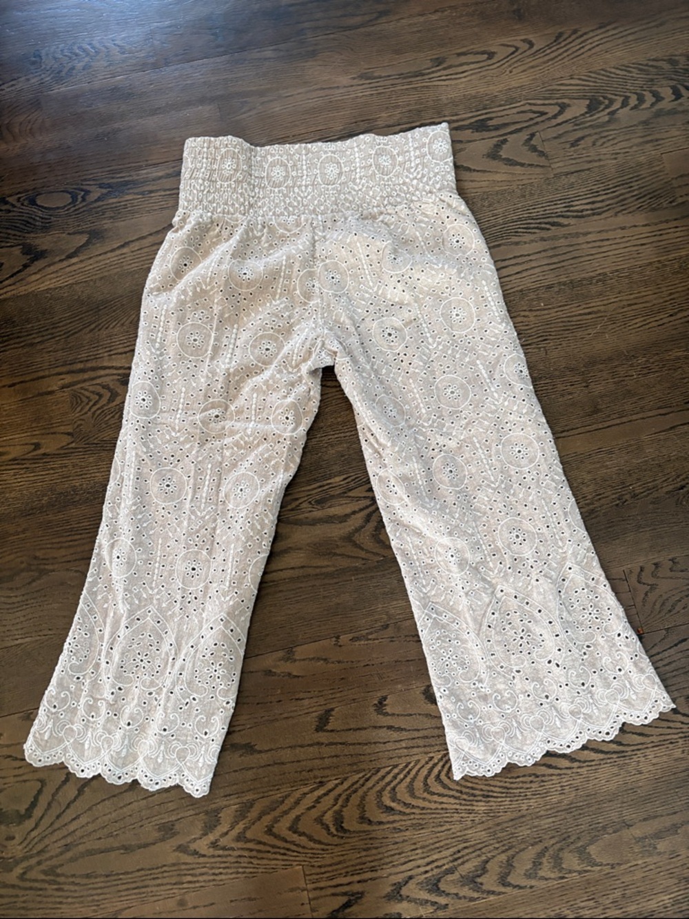 Sundance Menara Culottes wide leg/eyelet cropped pants - Picture 6 of 7